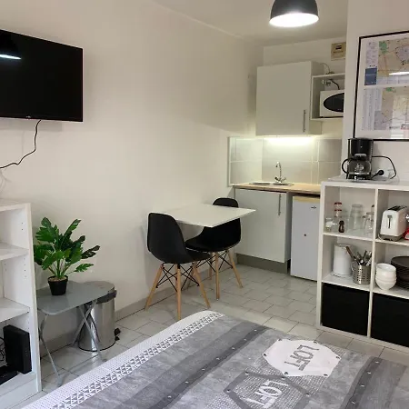 Apartamento Parking Dhuoda Nîmes